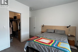 1029 10th Avenue - Photo 16