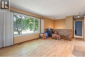 724 Arbutus Road - Photo 11