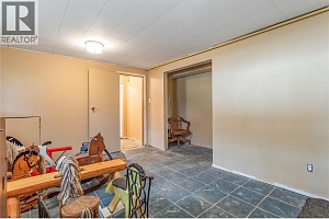 724 Arbutus Road - Photo 23