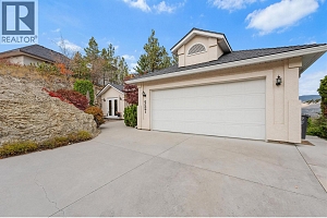 937 Skeena Court - Photo 2