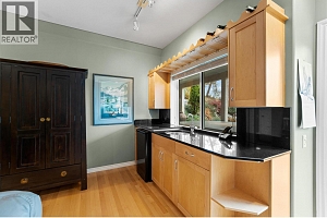 937 Skeena Court - Photo 27