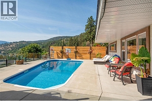 4185 3rd Avenue - Photo 33