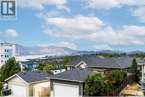 1174 Bergamot Avenue - Photo 11