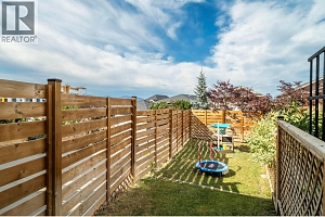 1174 Bergamot Avenue - Photo 29