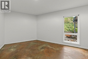 3298 Upper McLeod Road - Photo 38