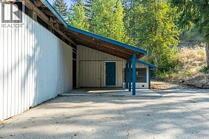 3298 Upper McLeod Road - Photo 8