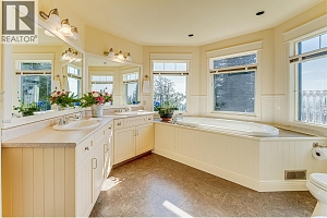 635 Monashee Road Unit# 8 - Photo 24