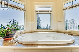 635 Monashee Road Unit# 8 - Photo 25