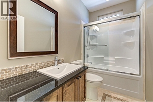 6172 Seymoure Avenue - Photo 41