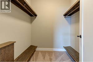 6172 Seymoure Avenue - Photo 55