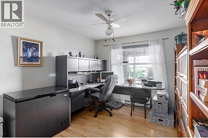 555 Houghton Road Unit# 307 - Photo 12