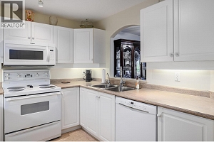 555 Houghton Road Unit# 307 - Photo 7