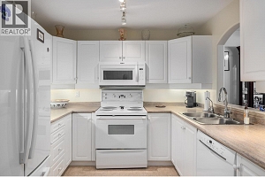 555 Houghton Road Unit# 307 - Photo 8