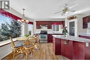 5220 Sutherland Road - Photo 11