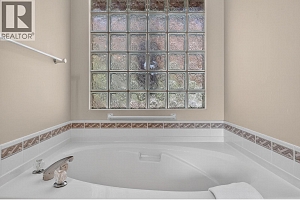 5220 Sutherland Road - Photo 35