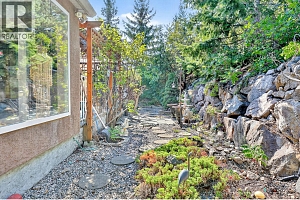 5220 Sutherland Road - Photo 51