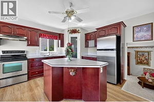 5220 Sutherland Road - Photo 8