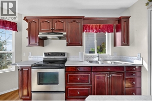 5220 Sutherland Road - Photo 9