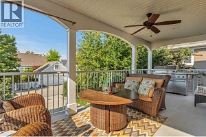 430 McCarren Avenue - Photo 18