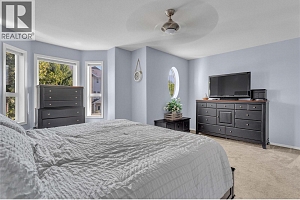 430 McCarren Avenue - Photo 22