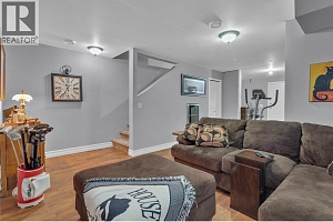 430 McCarren Avenue - Photo 32