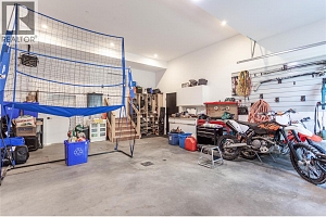 2253 Shuswap Avenue - Photo 20