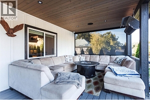 2253 Shuswap Avenue - Photo 40