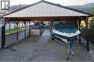 2253 Shuswap Avenue - Photo 45