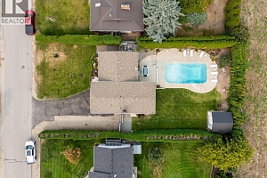 2245 Somerset Road - Photo 14