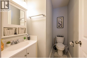 531 BAYWOOD Crescent - Photo 12