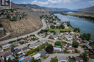 531 BAYWOOD Crescent - Photo 29