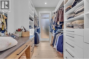 1050 Ledgeview Court - Photo 34