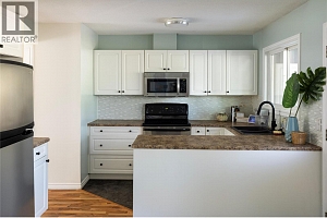 1420 Bernard Avenue - Photo 12
