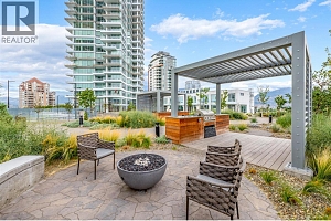 1191 Sunset Drive Unit# 2001 - Photo 17