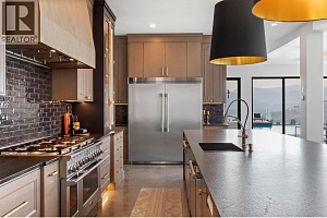 120 Sunset Boulevard - Photo 23