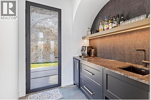 120 Sunset Boulevard - Photo 24