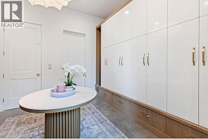 120 Sunset Boulevard - Photo 8