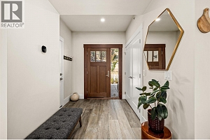 4000 Redstone Crescent Unit# 224 - Photo 9