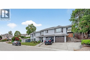 4221 Wellington Drive - Photo 2