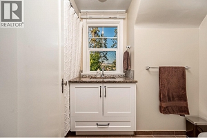 2202 26 Street - Photo 30