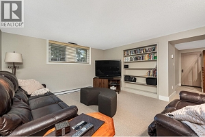 2202 26 Street - Photo 35