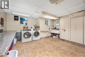 2202 26 Street - Photo 37