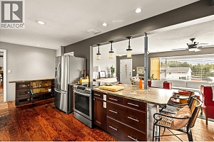 1508 Pinehurst Crescent - Photo 12