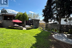 1508 Pinehurst Crescent - Photo 44