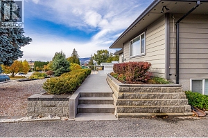 1508 Pinehurst Crescent - Photo 5