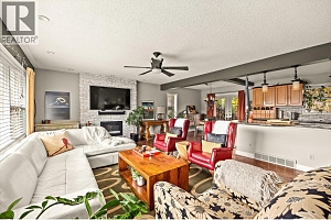 1508 Pinehurst Crescent - Photo 8