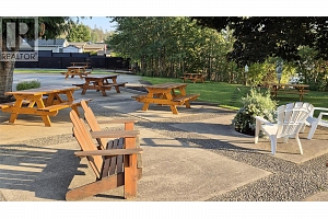 415 Commonwealth Road Unit# 12 - Photo 32