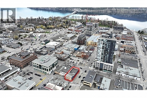 1607 Ellis Street - Photo 2