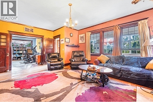 975 25 Avenue - Photo 12