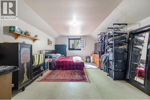 975 25 Avenue - Photo 20